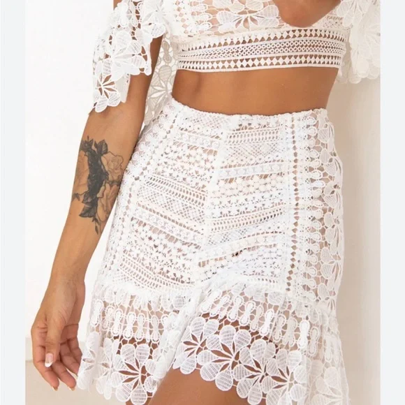 White Ruffle White Lace Skirt Set - Picture 5 of 6